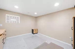 5919 N Bernard St, Chicago, IL 60659 - Photo 20