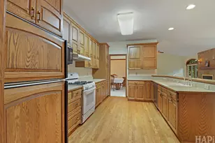 2215 N Elmkirk Park, McHenry, IL 60051 - Photo 14