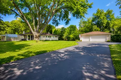 3006 S Elder Lane, Holiday Hills, IL 60051 - Photo 12