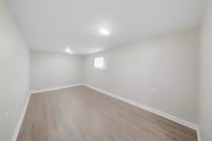 11409 S Stewart Ave, Chicago, IL 60628 - Photo 20