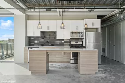 1241 N Milwaukee Avenue #701, Chicago, IL 60622 - Photo 8