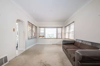 5319 W Patterson Street, Chicago, IL 60641 - Photo 6