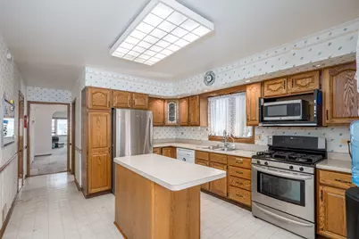 5319 W Patterson Street, Chicago, IL 60641 - Photo 2