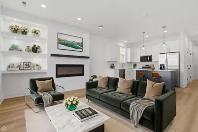 4841 S Prairie Avenue #3, Chicago, IL 60615 - Photo 2