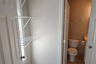 3745 W Argyle St, Chicago, IL 60625 - Photo 12