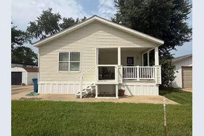336 Avenue F, Bloomington, IL 61704 - Photo 1