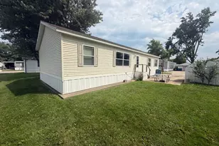 336 Avenue F, Bloomington, IL 61704 - Photo 34
