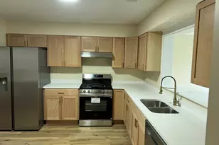 8410 W 135th St, Orland Park, IL 60462 - Photo 2
