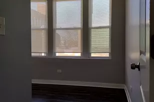 1945 W 48th St, Chicago, IL 60609 - Photo 10