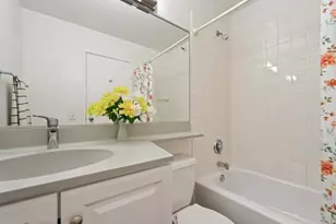 3660 N Lake Shore Dr, Chicago, IL 60613 - Photo 6