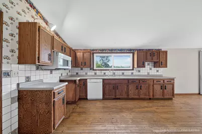 18817 W Union Road, Union, IL 60180 - Photo 8