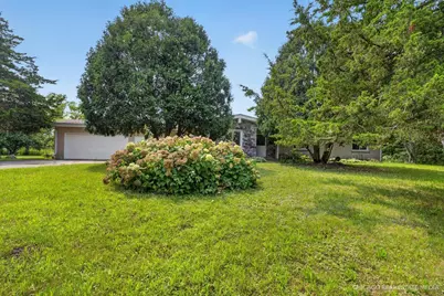 18817 W Union Road, Union, IL 60180 - Photo 2