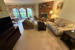 15715 Deerfield Ct, Orland Park, IL 60462 - Photo 2