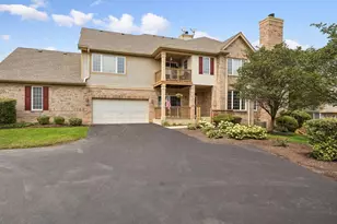 2705 Medinah Ct, Palos Heights, IL 60463 - Photo 2