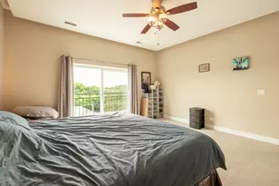 3559 W Montrose Ave, Chicago, IL 60618 - Photo 16