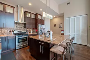 3559 W Montrose Ave, Chicago, IL 60618 - Photo 8