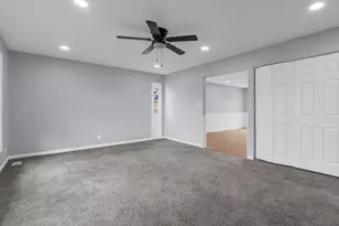 1295 Foxcroft Dr, Aurora, IL 60506 - Photo 6