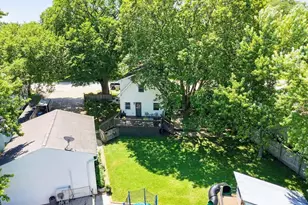 1212 Dean St, Saint Charles, IL 60174 - Photo 18