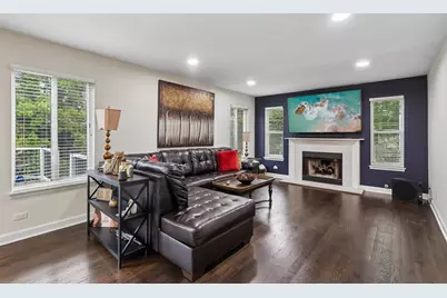 18106 W Hampshire Drive, Gurnee, IL 60031 - Photo 2