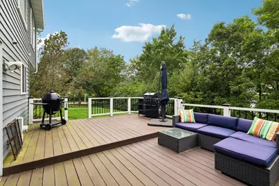 18106 W Hampshire Drive, Gurnee, IL 60031 - Photo 36