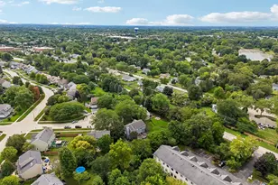 18106 W Hampshire Dr, Gurnee, IL 60031 - Photo 42