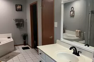10956 S 76th Ave, Palos Hills, IL 60465 - Photo 10