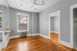 20 E Goethe St, Chicago, IL 60610 - Photo 2