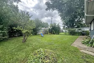 643 N Iowa Ave, Villa Park, IL 60181 - Photo 10