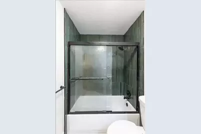 1339 N Dearborn Street #2B, Chicago, IL 60610 - Photo 12