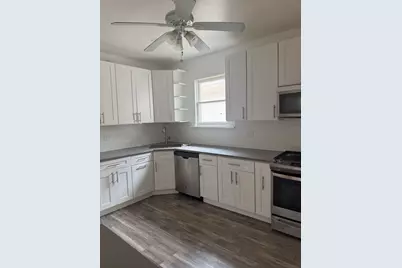 2439 W Byron Street, Chicago, IL 60618 - Photo 6