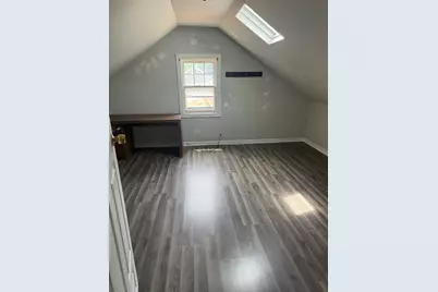 2439 W Byron Street, Chicago, IL 60618 - Photo 8