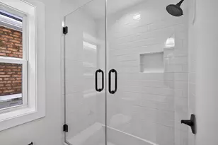 5852 W Newport Ave, Chicago, IL 60634 - Photo 22