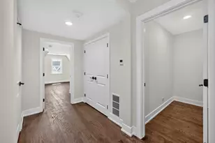 5852 W Newport Ave, Chicago, IL 60634 - Photo 28