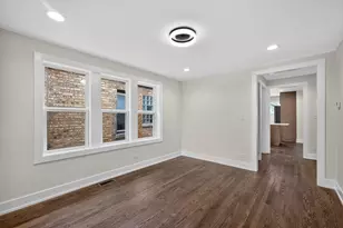 5852 W Newport Ave, Chicago, IL 60634 - Photo 8