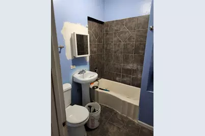 6959 S Eberhart Avenue, Chicago, IL 60637 - Photo 4
