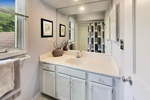 [Address not provided], Northbrook, IL 60062 - Photo 34