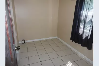 5700 N Artesian Avenue #1S, Chicago, IL 60659 - Photo 8