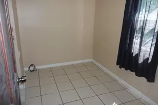 5700 N Artesian Ave, Chicago, IL 60659 - Photo 8