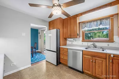 29W264 Lee Road, West Chicago, IL 60185 - Photo 6