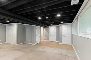 7615 Walnut Ave, Woodridge, IL 60517 - Photo 16