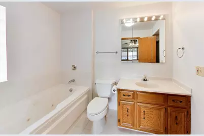 920 N Northwest Highway #2, Park Ridge, IL 60068 - Photo 30