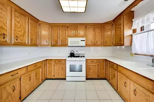920 N Northwest Hwy, Park Ridge, IL 60068 - Photo 14