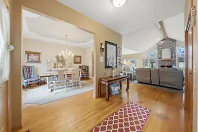 10400 Emerald Avenue, Orland Park, IL 60467 - Photo 6