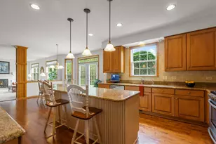 4 Wellesley Ct, Hawthorn Woods, IL 60047 - Photo 8