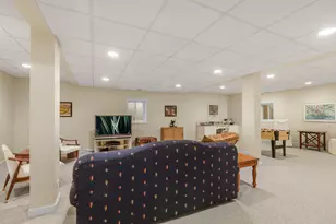 4 Wellesley Ct, Hawthorn Woods, IL 60047 - Photo 32