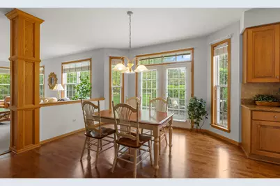 4 Wellesley Court, Hawthorn Woods, IL 60047 - Photo 12