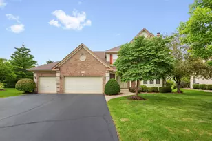 4 Wellesley Ct, Hawthorn Woods, IL 60047 - Photo 1