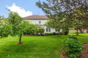 4 Wellesley Ct, Hawthorn Woods, IL 60047 - Photo 36