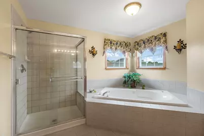 4 Wellesley Court, Hawthorn Woods, IL 60047 - Photo 24