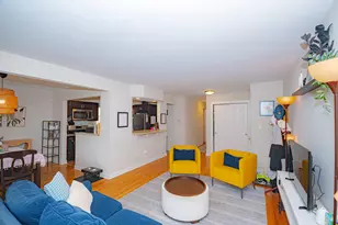 2724 W Berwyn Ave, Chicago, IL 60625 - Photo 4